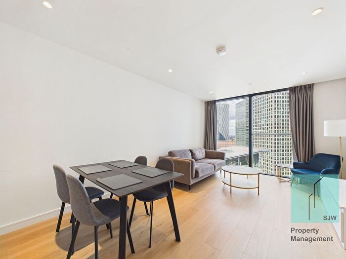 1 Bedroom Flat To Rent In Marsh Wall, Hampton Tower, E14