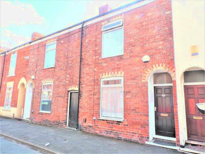 2 Bedroom Terraced House To Rent In Reynoldson Street, Hull, HU5