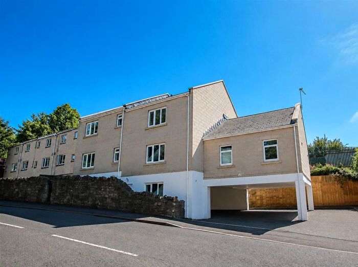 1 Bedroom Flat For Sale In Rush Hill, Bath, BA2