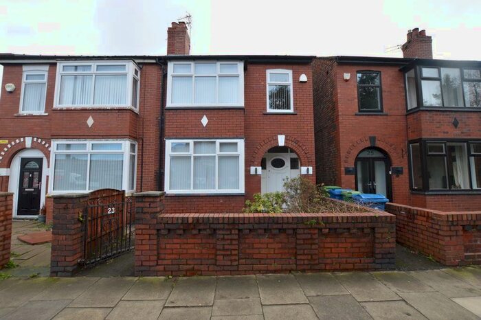 3 Bedroom Semi-Detached House To Rent In Swan Meadow Road, Wigan, WN3