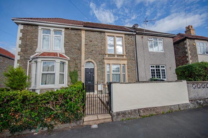 3 Bedroom Terraced House For Sale In Shrubbery Road, Downend, Bristol, BS16