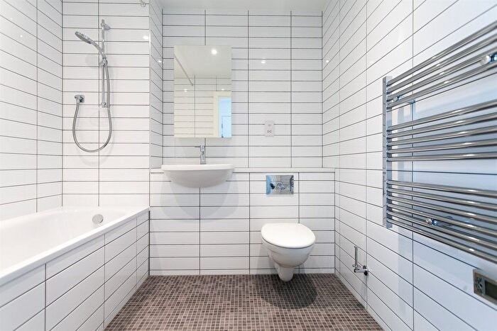 2 Bedroom Flat To Rent In Atlantic Crescent, Wembley, HA9