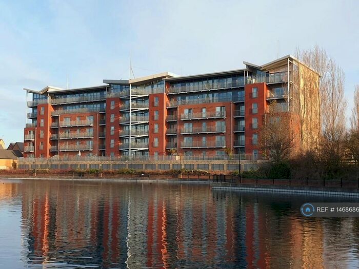 2 Bedroom Flat To Rent In Lakeside, Doncaster, DN4