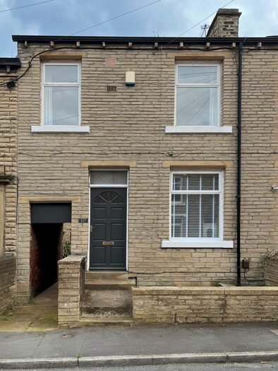 2 Bedroom Terraced House To Rent In Piggott Street, Brighouse, HD6