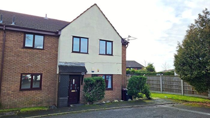 1 Bedroom Studio To Rent In Redstock Close, Westhoughton, Bolton, Greater Manchester, BL5