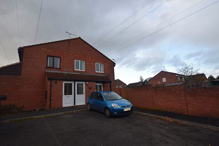 2 Bedroom End Terrace House To Rent In Darwin Close, Taunton, Somerset, TA2