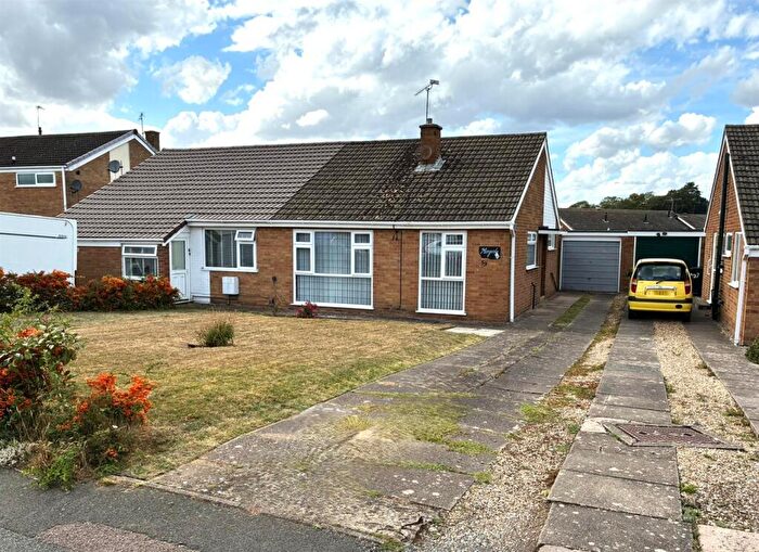 2 Bedroom Semi-Detached Bungalow For Sale In Penzance Avenue, Wigston, Leicestershire, LE18