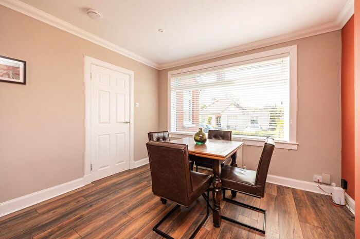 2 Bedroom Detached Villa For Sale In Moredun Park Gardens, Edinburgh, EH17