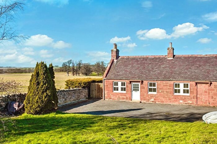 3 Bedroom Semi-Detached House For Sale In Kirklandhill Cottages, Dunbar, EH42