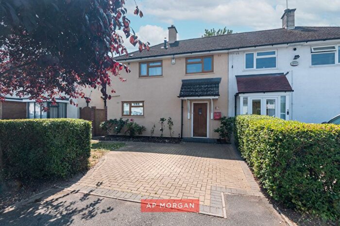 3 Bedroom Semi Detached House For Sale In Shirley Park Road, Shirley, Solihull, West Midlands, B90