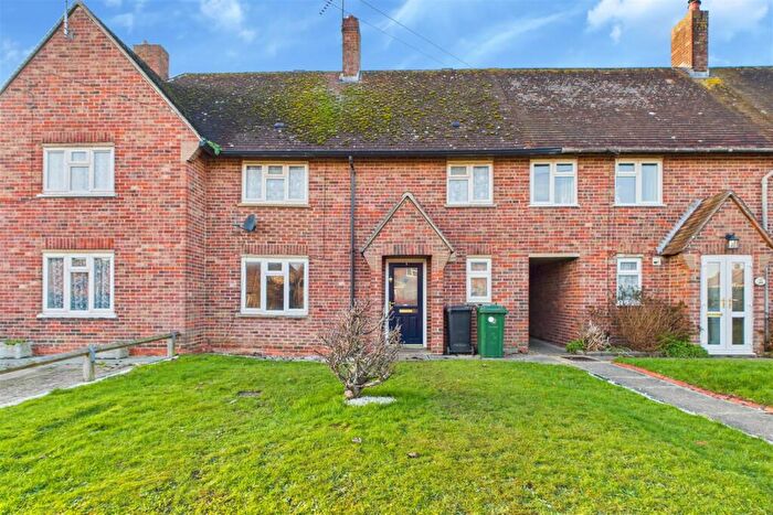 2 Bedroom Terraced House For Sale In Garsons Road, Emsworth, PO10