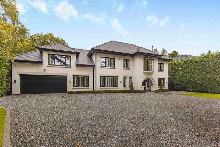 5 Bedroom Detached House For Sale In Bollinway, Hale, Altrincham, WA15