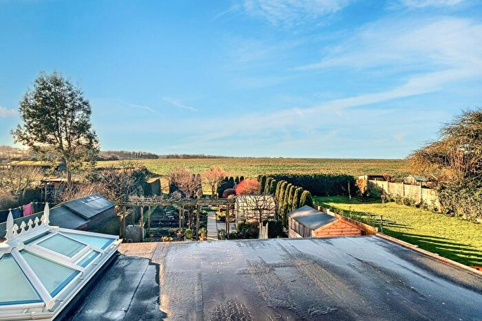 4 Bedroom Detached House For Sale In Sturminster Marshall, BH21