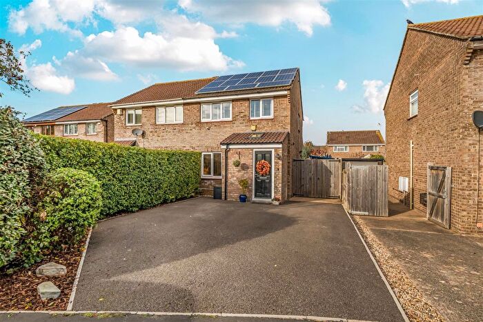 3 Bedroom Semi Detached House For Sale In Elderwood Drive, Longwell Green, Bristol, BS30