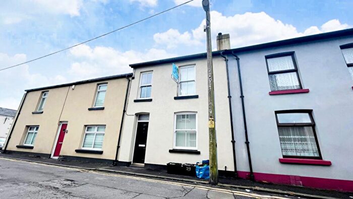 3 Bedroom House To Rent In Queen Street, Blaenavon, Pontypool, NP4
