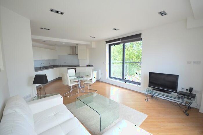 3 Bedroom Apartment To Rent In Fern Street, London, E3