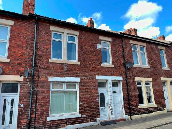 2 Bedroom Flat To Rent In Elsdon Terrace, North Shields, NE29