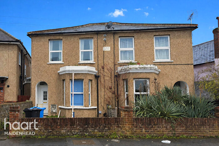 1 Bedroom Flat For Sale In North Town Road, Maidenhead, SL6