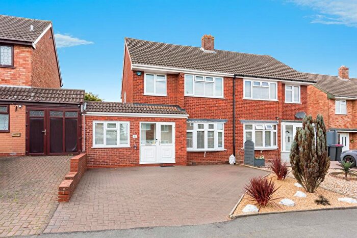 3 Bedroom Semi-Detached House For Sale In Hill Side, Kingsbury, Tamworth, B78