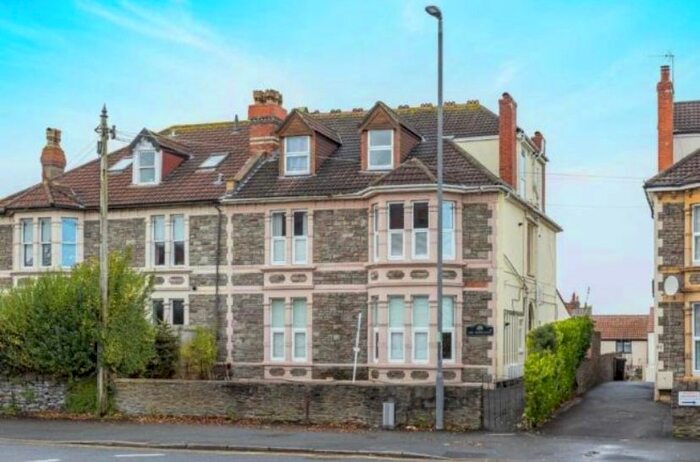 2 Bedroom Flat To Rent In Gloucester Road North, Filton, Bristol, BS34