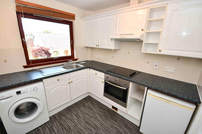 2 Bedroom Flat To Rent In Paton Street, Inverness, IV2