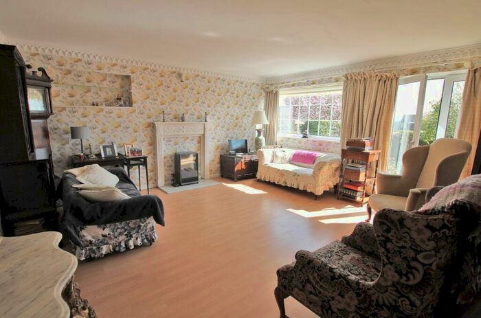 4 Bedroom Detached House For Sale In The Pastures, Lower Westwood, BA15