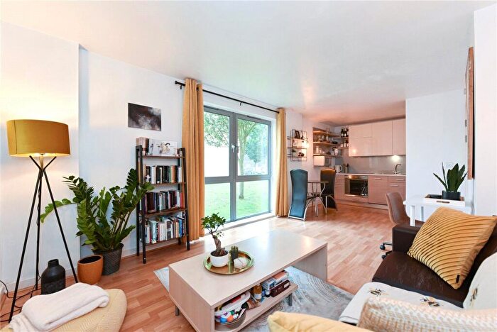 1 Bedroom Apartment To Rent In Utah Building, Deals Gateway, Lewisham, London, SE13