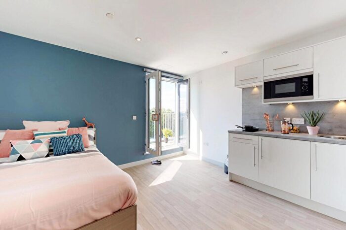 1 Bedroom Private Hall To Rent In Union Street, NE2