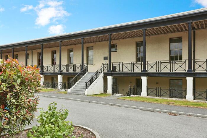 2 Bedroom Apartment For Sale In St. Georges Walk, Gosport, PO12