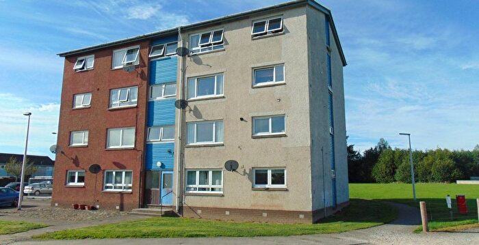2 Bedroom Flat To Rent In Bute Drive, Perth, Perth And Kinross, PH1