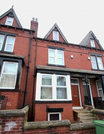 7 Bedroom Terraced House To Rent In Manor Drive, Hyde Park, Leeds, LS6