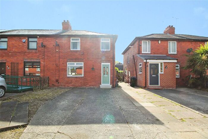 3 Bedroom End Of Terrace House For Sale In Greno View Road, High Green, Sheffield, Sheffield, S35
