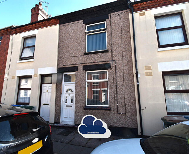3 Bedroom Terraced House For Sale In Trentham Road, Hillfields, Coventry, CV1