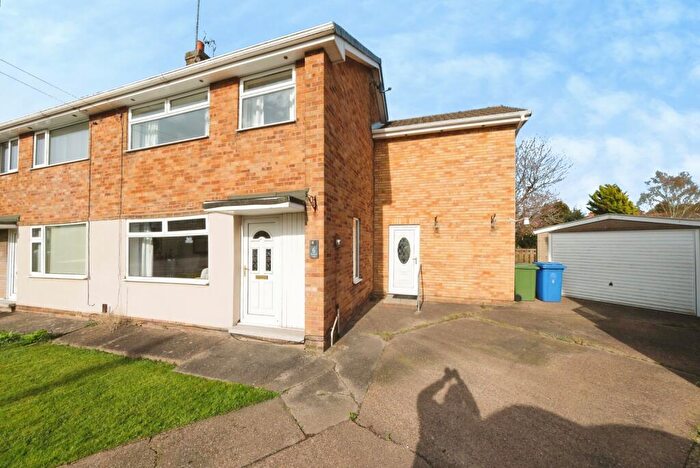 4 Bedroom Semi Detached House For Sale In Salisbury Close, Mansfield Woodhouse, Mansfield, Nottinghamshire, NG19