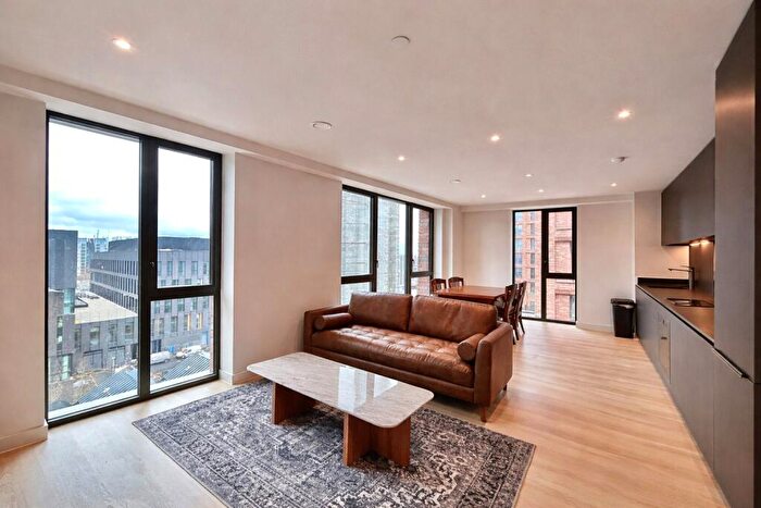 2 Bedroom Apartment To Rent In Dutton Street, Manchester, M3