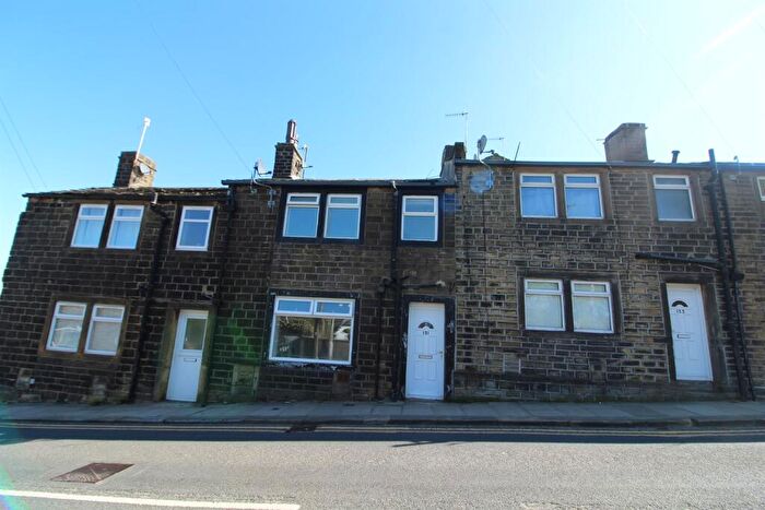 2 Bedroom Terraced House To Rent In Main Street, Wilsden, BD15