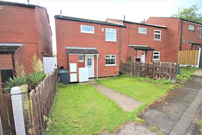3 Bedroom End Of Terrace House To Rent In Upper Rye Close, Whiston, Rotherham, S60