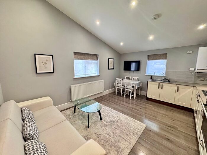 2 Bedroom Property To Rent In Gedling Grove, Nottingham, NG7