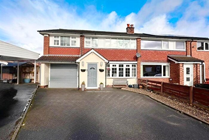 4 Bedroom Semi-Detached House For Sale In Deva Close, Poynton, SK12
