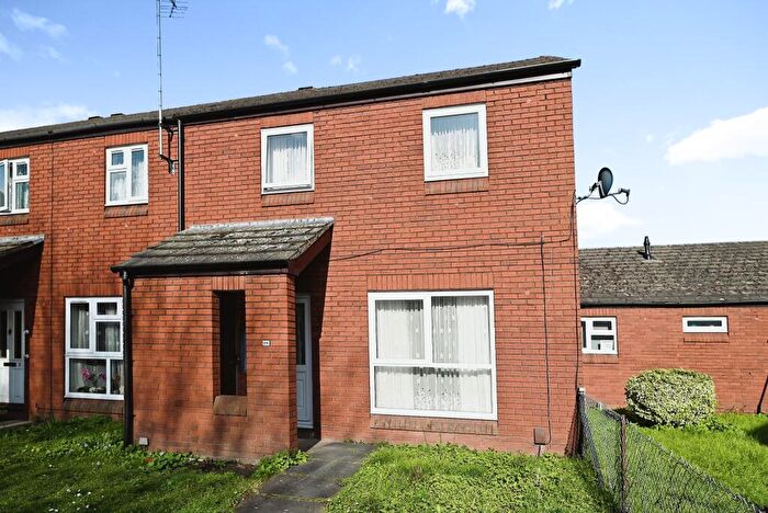 2 Bedroom End Of Terrace House For Sale In Avon Place, Reading, RG1