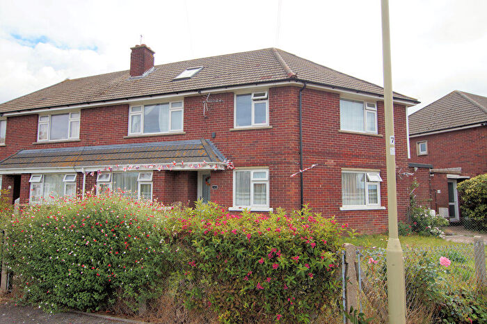2 Bedroom Flat For Sale In Seaway Grove, Portchester, PO16