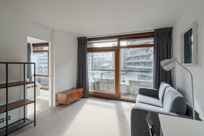 1 Bedroom Apartment To Rent In Ben Jonson House, Barbican, London, EC2Y