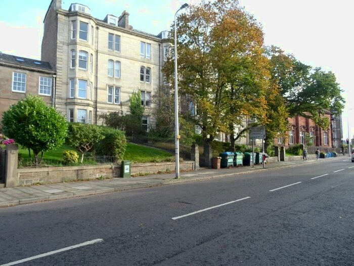 2 Bedroom Flat To Rent In Perth Road, West End, Dundee, DD2