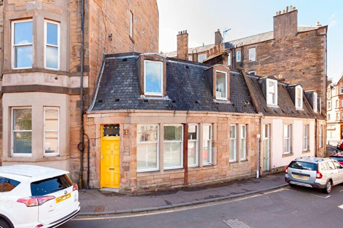 2 Bedroom Duplex For Sale In Merchiston Avenue, Edinburgh, EH10