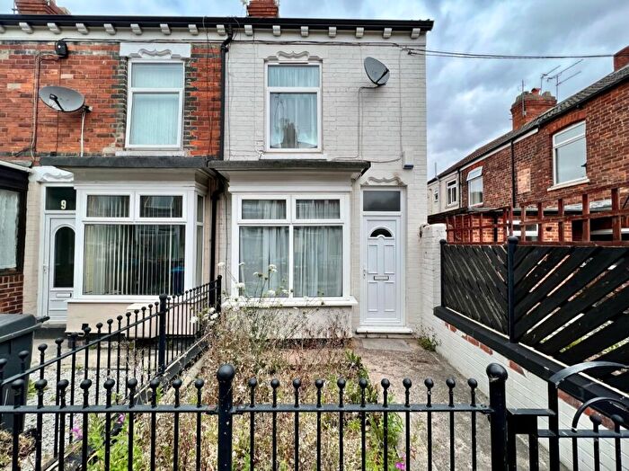 2 Bedroom End Of Terrace House To Rent In Carisbrooke Avenue, De La Pole Avenue, Hull, East Riding Of Yorkshire, HU3