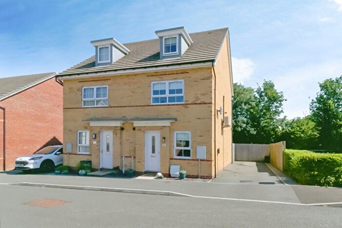 3 Bedroom Semi-Detached House For Sale In Cae Brewis, Boverton, Llantwit Major, CF61