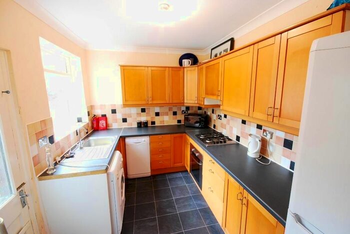 6 Bedroom Terraced House To Rent In Ripon Gardens, Jesmond, Newcastle Upon Tyne NE2