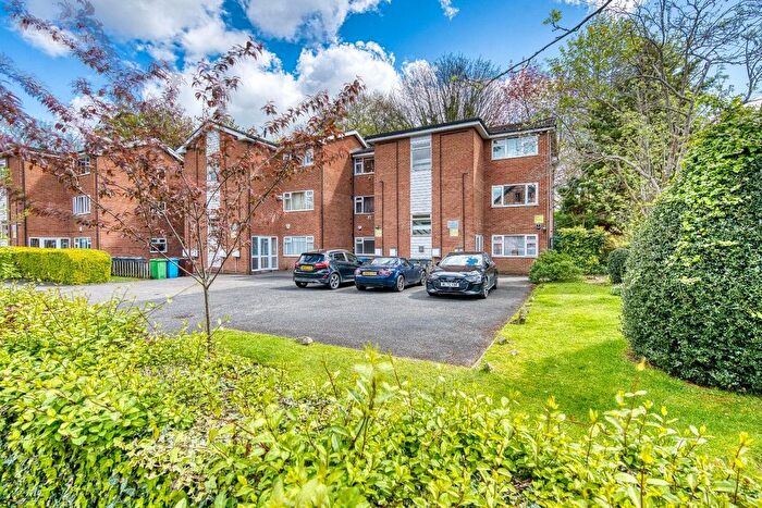 1 Bedroom Flat For Sale In Everett Court, West Didsbury, M20