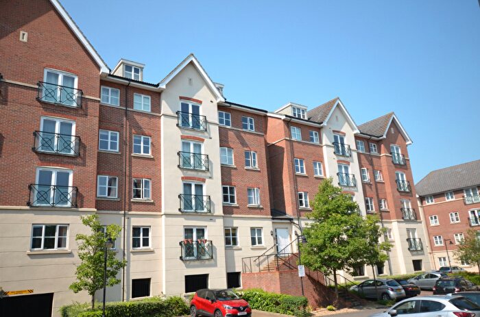 2 Bedroom Flat To Rent In Viridian Square, Aylesbury, HP21