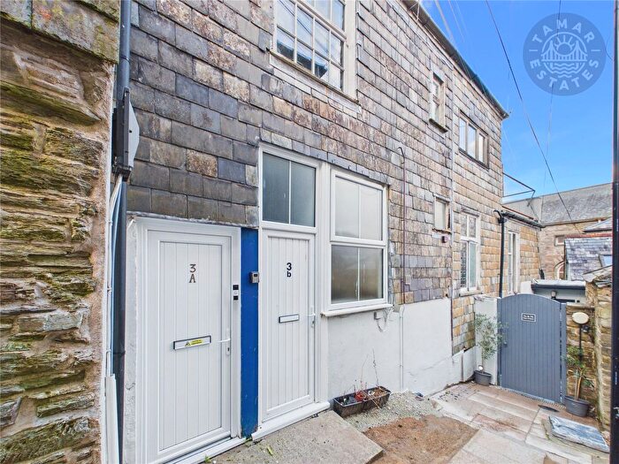 1 Bedroom Flat For Sale In Pike Street, Liskeard, PL14